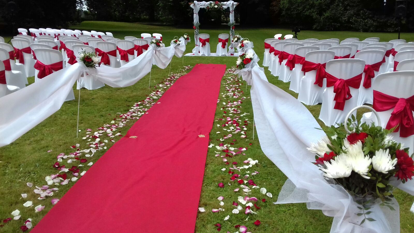 Décoration de mariage pour l'heureux évènement.